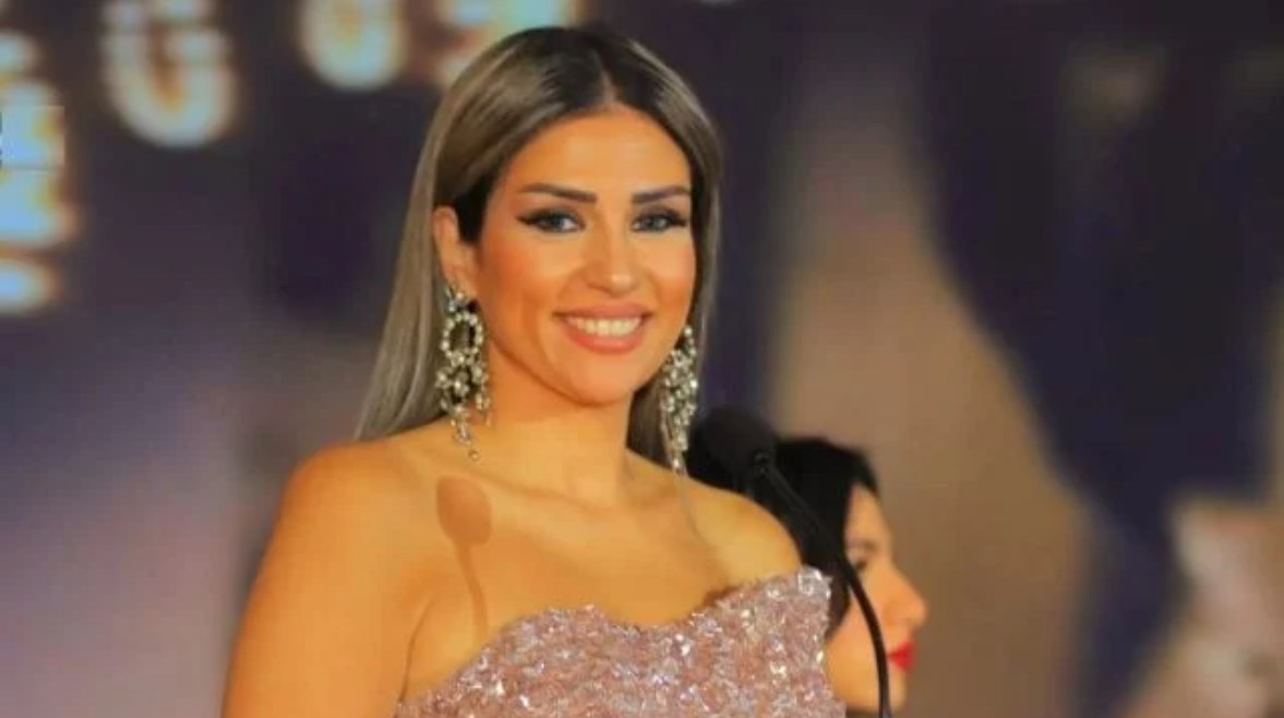 الإعلامية آيات أباظة 