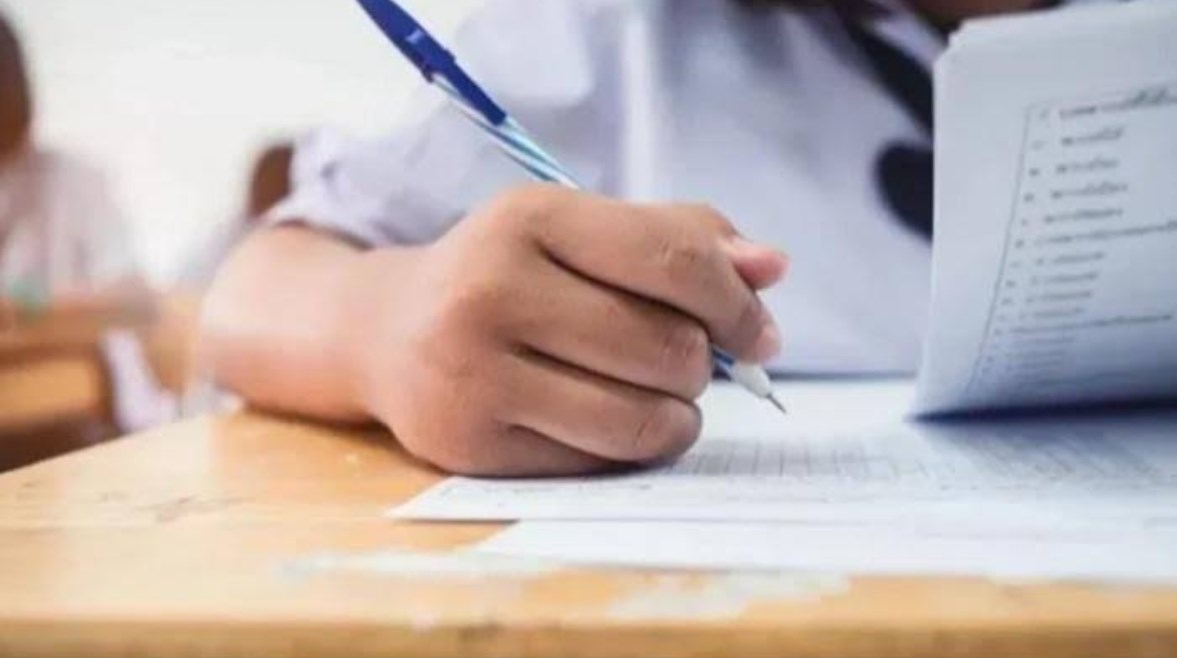 موقع تقديم استمارة الصف الثالث الإعدادي 2026