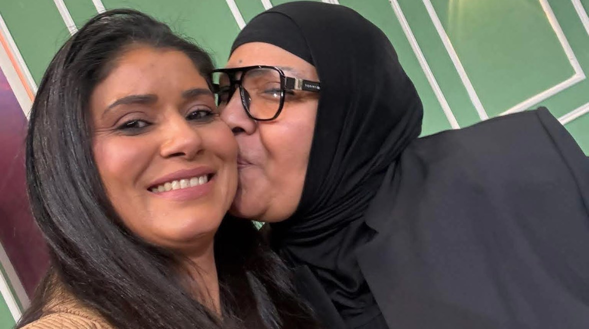 ماجدة الحشاش والمحامية مها أبو بكر 