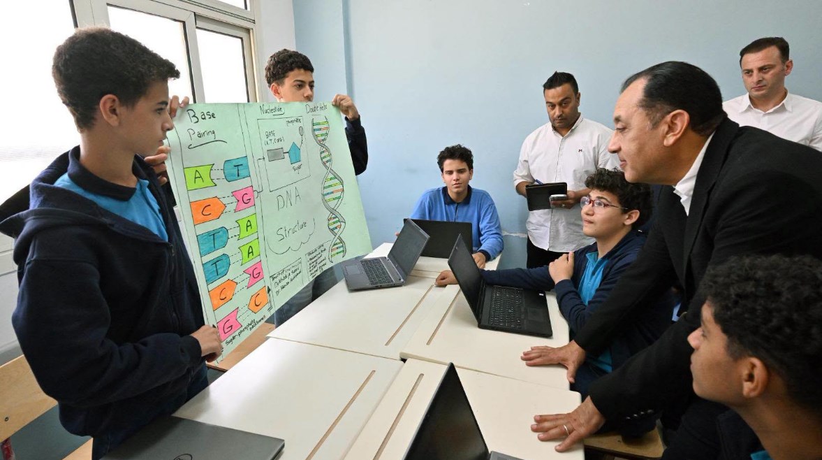  طلاب مدرسة STEM
