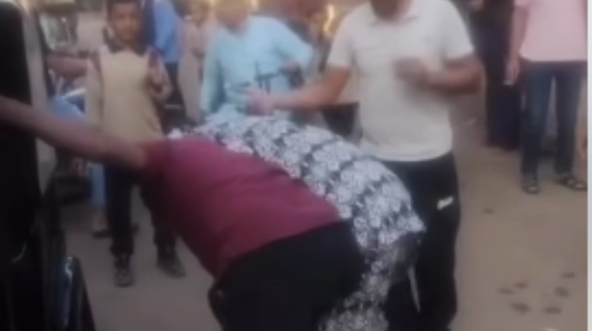 جانب من الفيديو 