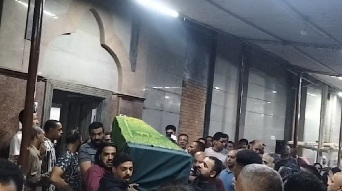 حمل النعش بعد صلاة الجنازة 