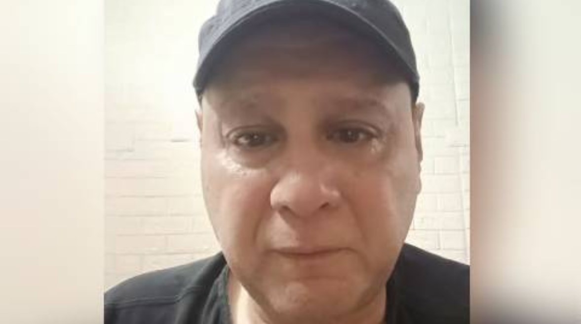  الفنان عمرو يسري