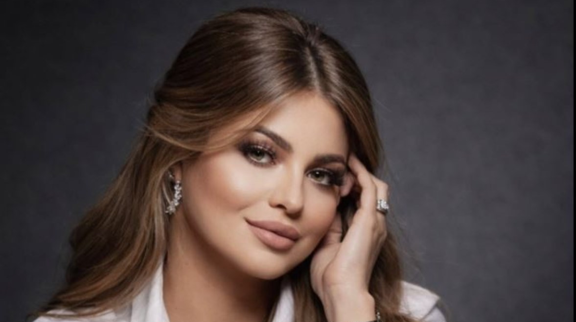 الفنانة والإعلامية دينا أبو السعود