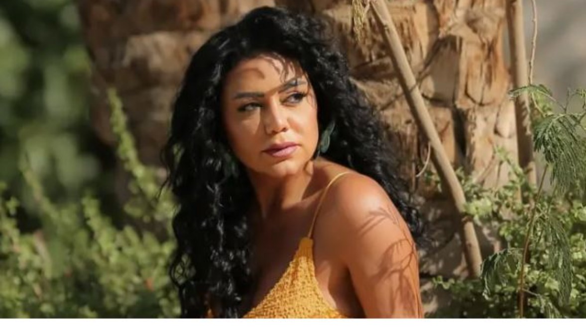 الفنانة رانيا يوسف