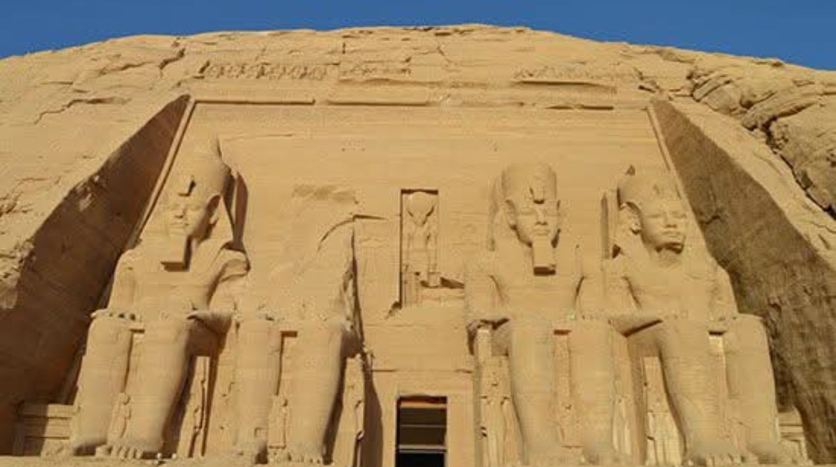 معبد أبو سمبل 