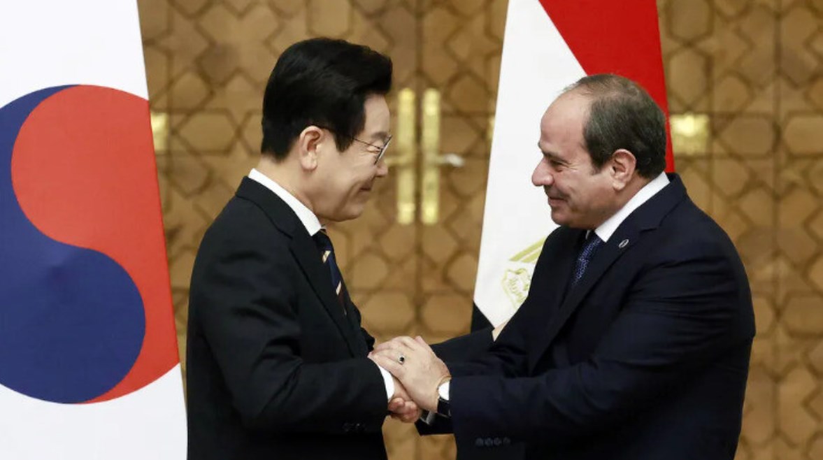 الرئيس المصري والرئيس الكوري الجنوبي 