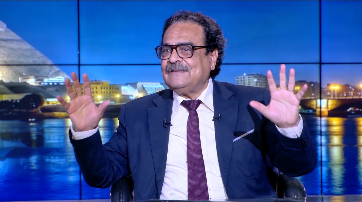 الدكتور فريد زهران رئيس الحزب الديمقراطى 