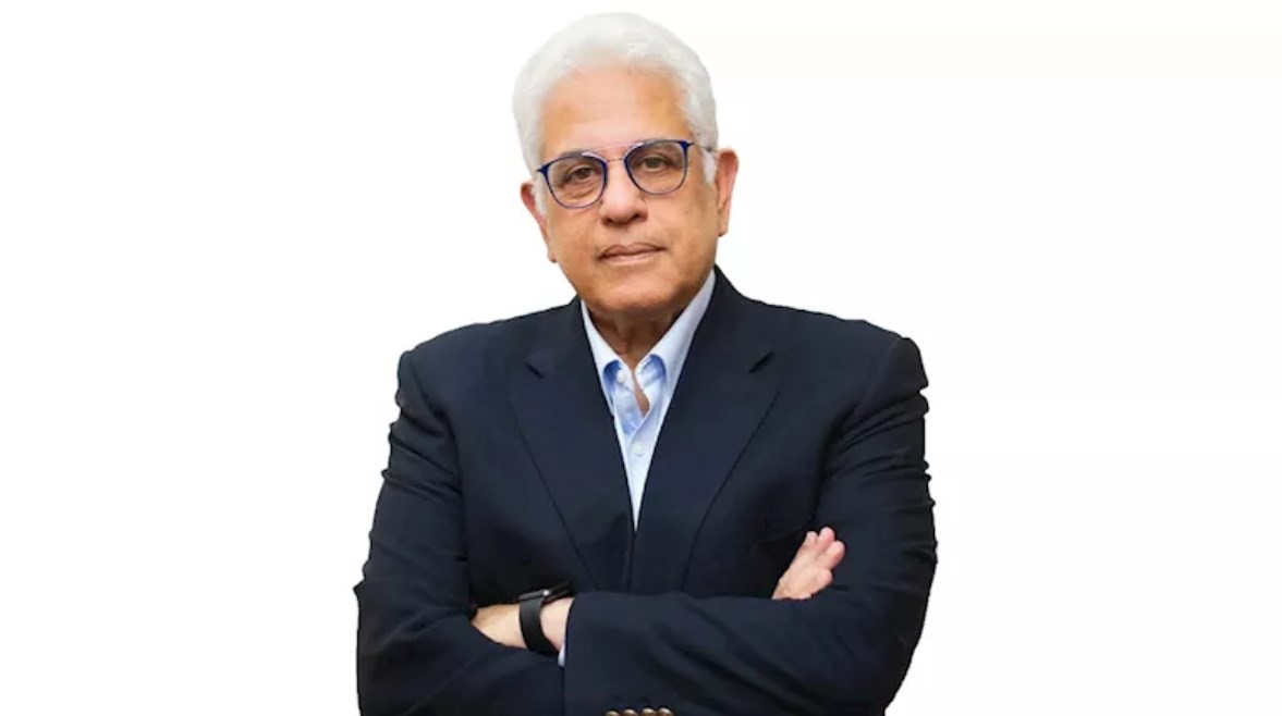 السياسي الكبير حسام بدراوي