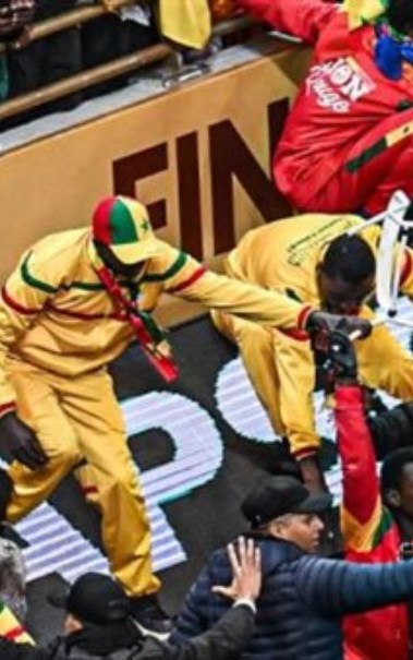 المشجعون السنغاليون