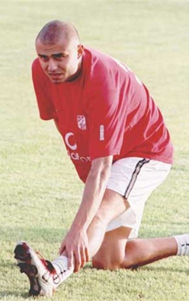 أحمد صلاح حسني