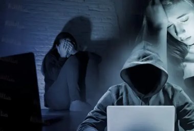 ابتزاز إلكتروني-تعبيرية