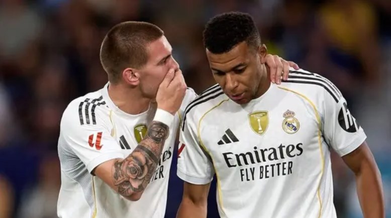 ماستانتوونو ومبابي