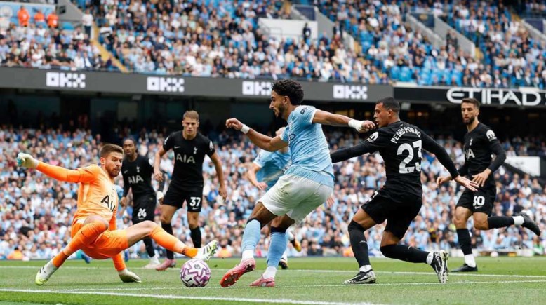 مواعيد مباريات اليوم الأحد