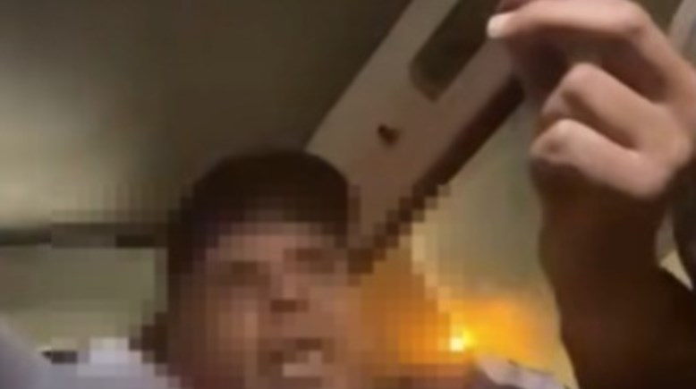 الشخص الظاهر بالفيديو