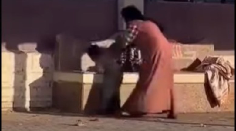 جانب من الفيديو 