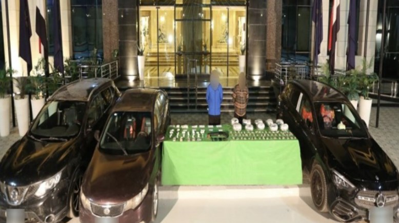 المتهمون والمضبوطات