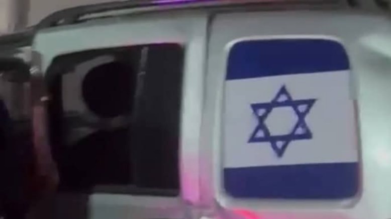 جانب من التوقيع