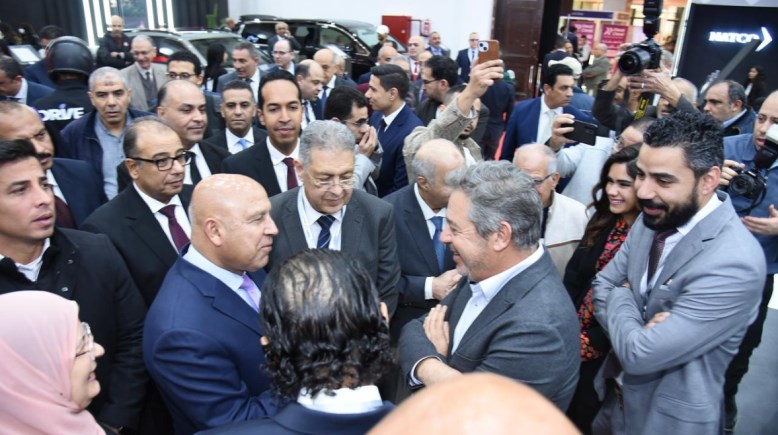 يحيى عبد القدوس يستقبل كامل الوزير بمعرض أوتومورو 2026 