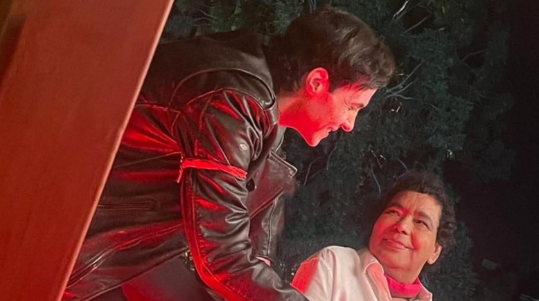 الكنيج محمد منير وأمير عيد