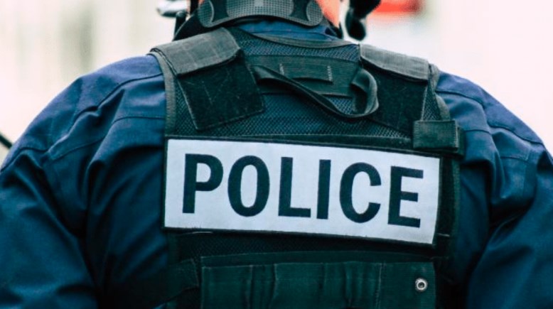 موضوع تعبير عن الشرطة