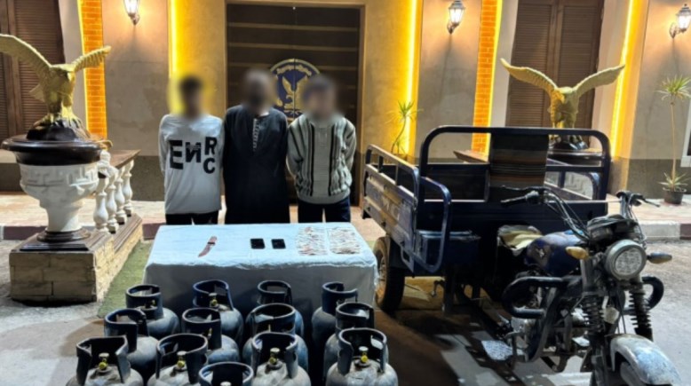 المتهمون والمضبوطات