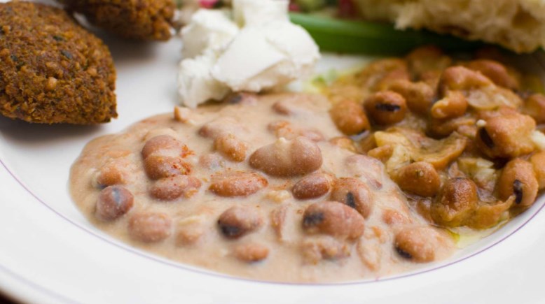 الفول المدمس