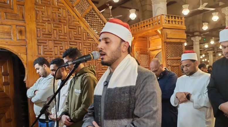 صلاة التراويح بحضور نجوم دولة التلاوة