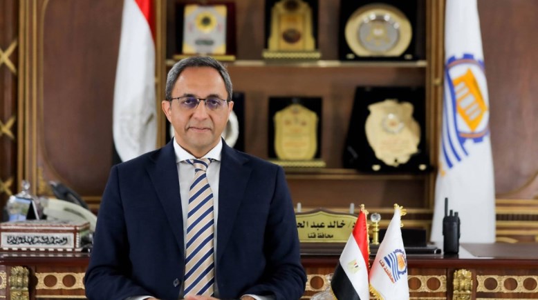 محافظ قنا خالد عبدالحليم