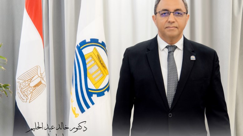 محافظ قنا السابق خالد عبدالحليم