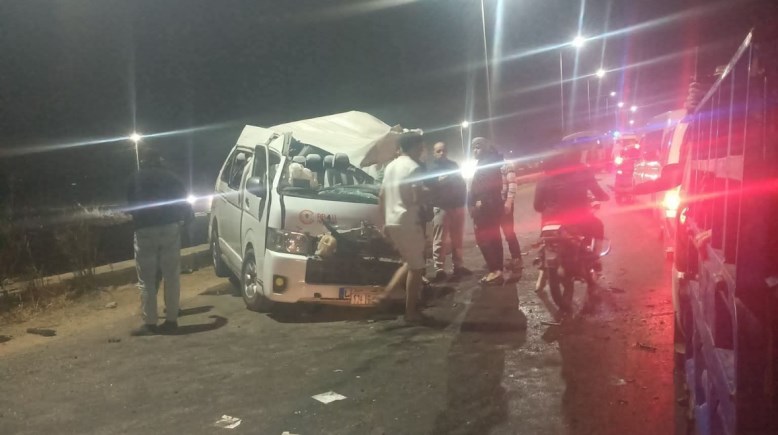 حادث الميكروباص والأتوبيس بطريق سقيل  الكوم الأحمر