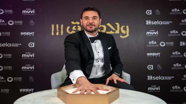 الفنان أحمد عز