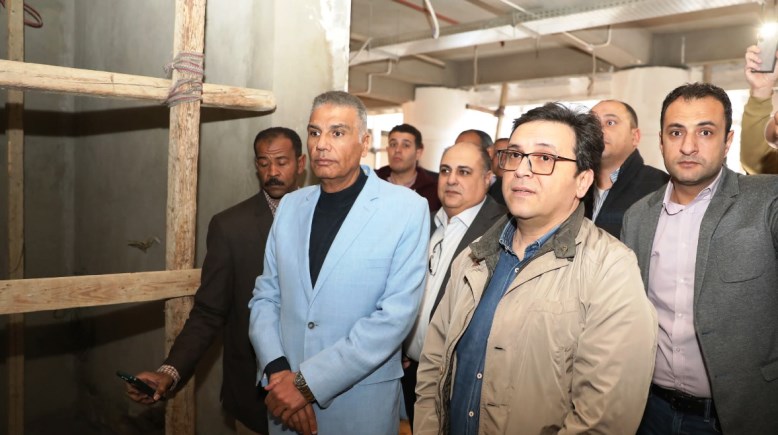 وزير الثقافة ومحافظ أسوان يتفقدان مشروع الإحلال والتجديد لقصر ثقافة أسوان 