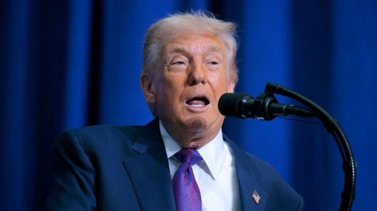 الرئيس الأمريكي دونالد ترامب