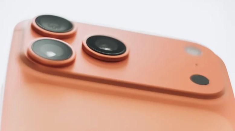 سلسلة آيفون 18 برو