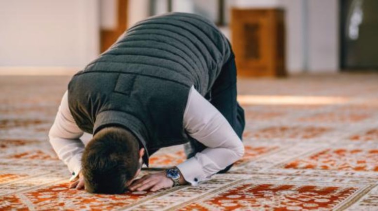 مواقيت الصلاة في مصر عاشر يوم رمضان 2026