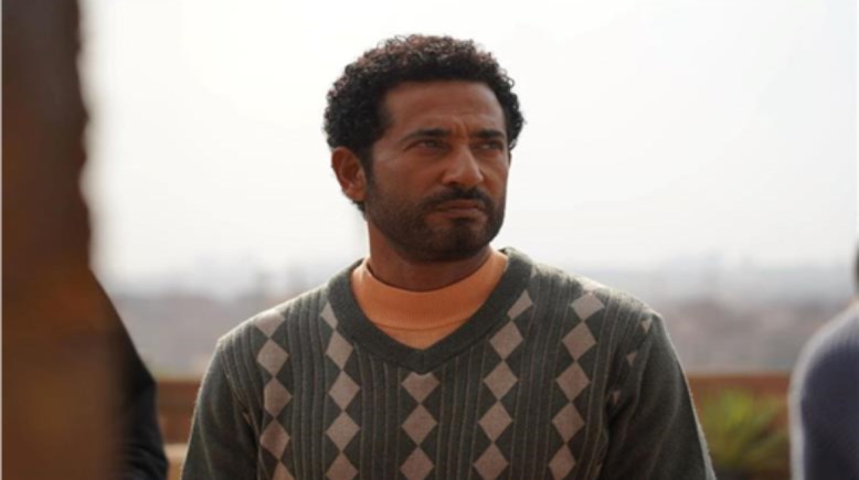 الفنان عمرو سعد