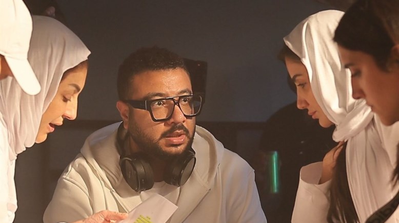 المؤلف محمد بشير ومي عمر من مسلسل "الست موناليزا"