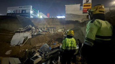 هبوط أرضي في محطة بنزين بالتجمع