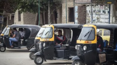 سائقي توكتوك