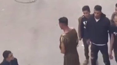 الشاب الظاهر بالفيديو