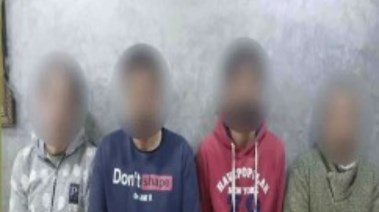 المتهمون بعد ضبطهم