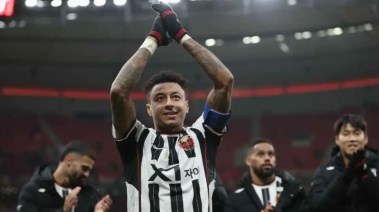  جيسي لينجارد