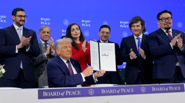 ترامب لدى إعلان تشكيل مجلس السلام خلال منتدى دافوس