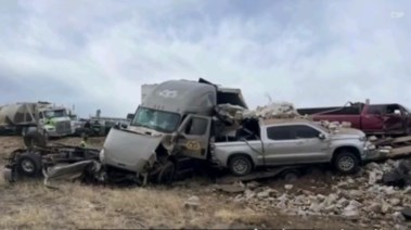 حادث تصادم لعشرات السيارات في كولورادو الأمريكية 