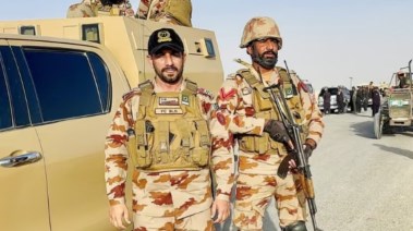 أفراد الجيش الباكستاني 