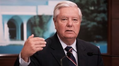 السيناتور الجمهوري ليندسي جراهام : الخيارات العسكرية ضد إيران مازالت مطروحة