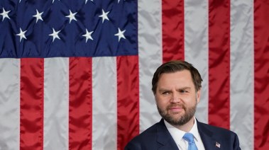 نائي الرئيس الأمريكي جي دي فانس قبل محادثات جينيف : مازال الرئيس ترامب بفضل الخيار الدبلوماسي بشأن الملف النووي الإيراني