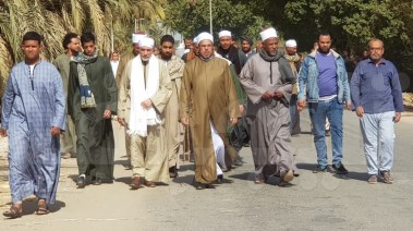 لحظة توديع جثمان الفقيد 