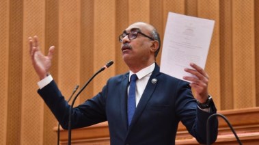 وكيل لجنة القوى العاملة بمجلس النواب، إيهاب منصور